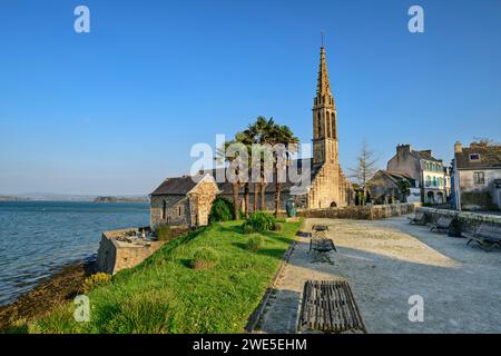 Chiesa di Église Notre-Dame de Landévennec, Landévennec, GR 34, Zöllnerweg, Sentier Côtier, penisola di Crozon, costa atlantica, Bretagna, Francia Foto Stock