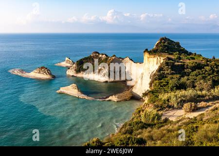 Grecia, Isole Ionie, vista di Capo Drastis in estate Foto Stock