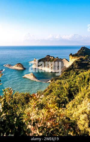 Grecia, Isole Ionie, vista di Capo Drastis in estate Foto Stock