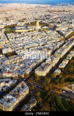 Panorama di Parigi con Hotel des Invalides Foto Stock