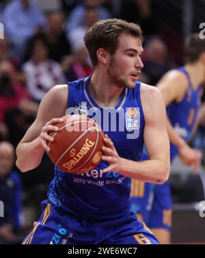 Bonn, Deutschland. 21 gennaio 2024. Malte Delow (Alba), Telekom Baskets Bonn vs Alba Berlin, easyCredit BBL, 17. Spieltag, Bonn, 21.01.2024. Credito: Juergen Schwarz/Alamy Live News Foto Stock