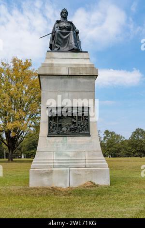 Monumento per commemorare i militari dell'Illinois durante la guerra civile allo Shiloh Military Park nel Tennessee Foto Stock