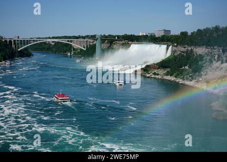 Rainbow sopra le Cascate del Niagara Foto Stock