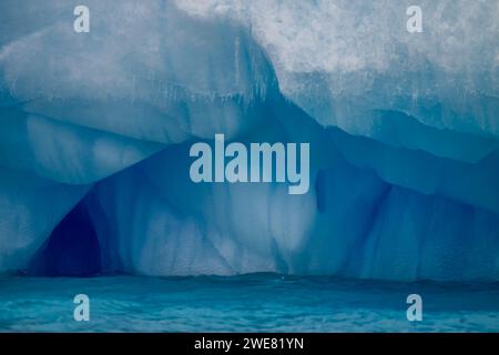 Un iceberg a Hope Bay, Antartide Foto Stock