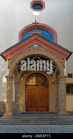 Servitenkirche heiliger Josef, Eingang Foto Stock