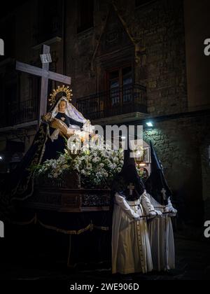 Confraternita di nostra Signora della Misericordia e discesa di Jackfruit. Pasqua. pony Foto Stock
