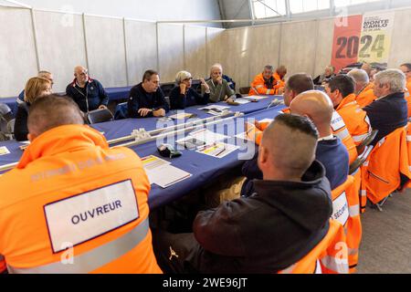 Gap, Francia. 24 gennaio 2024. Ambientazione durante il Rallye Automobile Monte Carlo 2024, 1° round del WRC World Rally Car Championship 2024, dal 25 al 28 gennaio 2024 a Monte Carlo, Monaco - foto Nikos Katikis/DPPI Credit: DPPI Media/Alamy Live News Foto Stock