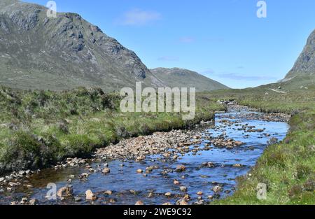 Valle fluviale e montagne di Harris, Ebridi esterne, Scozia Foto Stock