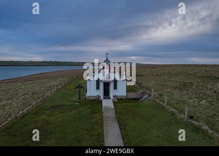 La Cappella Italiana è altamente ornano la Cappella Cattolica di agnello Holm in isole di Orkney. Fu costruita durante la Seconda Guerra Mondiale da prigionieri di guerra italiani Foto Stock