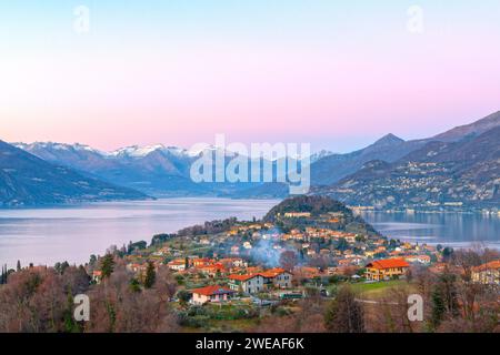 Bellagio, Como, Italia, vista sul Lago di Como al tramonto. Foto Stock
