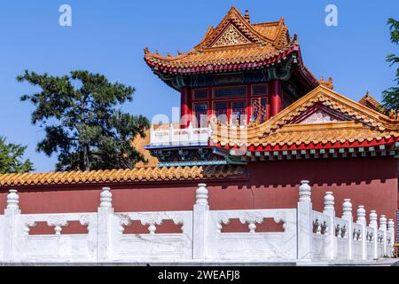 Jinzhou, Jiuhua Mountain, Liaoning, Linghai, Palazzo del piccolo Potala, Repubblica Popolare Cinese, Archiecture, arancio, tetti Foto Stock