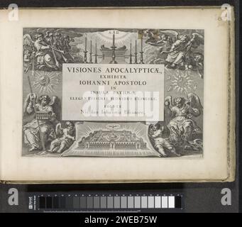 Engelen presenta vari oggetti dalla Rivelazione di Johannes, 1643 stampa centrale il titolo della serie stampa. Nel quadro, Engelen presenta vari oggetti della Rivelazione di Johannes. In basso a sinistra un angelo con il libro con i sette francobolli e un righello. In basso a destra un angelo con una chiave e la bestia incatenata. Negli angoli superiori i sette angeli con trombe. Nel mezzo dei sette candelabri e dell'arca dell'alleanza. Nel mezzo della nuova Gerusalemme. Questa stampa fa parte di un album. Carta di Amsterdam che incide la visione dell'Agnello e il libro con la S. Foto Stock