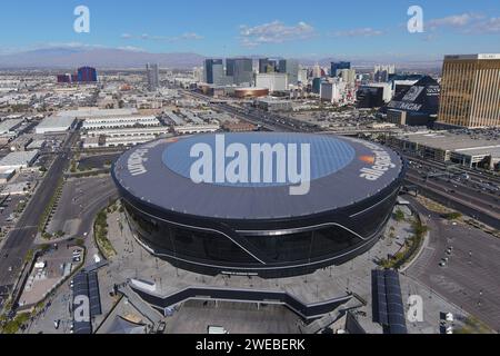 Una vista aerea generale dell'Allegiant Stadium, venerdì 1 dicembre 2023, a Las Vegas. Vista aerea generale dell'Allegiant Stadium, venerdì, De Foto Stock