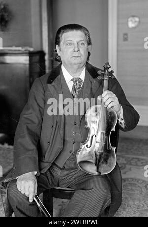 Eugène Ysaÿe, Eugène-Auguste Ysaÿe (1858 – 1931) virtuoso violinista, compositore e direttore d'orchestra belga Foto Stock