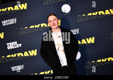 Middlesbrough, Regno Unito. 24 gennaio 2024. L'attore Joe Blakemore nella foto alla premiere britannica di «Jackdaw» a Middlesbrough. Il film (supportato da Tees Valley Combined Authority e North East Screen) è stato girato nel nord-est dell'Inghilterra, scritto/diretto da Jamie Childs, e interpretato da Oliver Jackson-Cohen, Jenna Coleman, Thomas Turgoose e l'attore del nord-est Joe Blakemore. Crediti: James Hind/Alamy Live News. Foto Stock