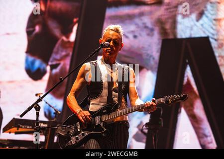 24 gennaio 2024: Dave Gahan e Martin Gore della band elettronica britannica â€˜Depeche Modeâ€™ si esibiscono alla Utility Arena di Birmingham, 2024 (Credit Image: © Myles Wright/ZUMA Press Wire) SOLO PER USO EDITORIALE! Non per USO commerciale! Foto Stock