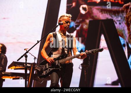 24 gennaio 2024: Dave Gahan e Martin Gore della band elettronica britannica â€˜Depeche Modeâ€™ si esibiscono alla Utility Arena di Birmingham, 2024 (Credit Image: © Myles Wright/ZUMA Press Wire) SOLO PER USO EDITORIALE! Non per USO commerciale! Foto Stock