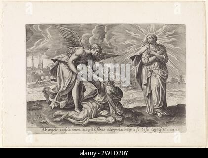 Seconda visione di Ezra: Ezra confortato dall'angelo, Anonimo, dopo Maerten de Vos, 1585 stampa l'angelo Uriel conforta Ezra e lo aiuta a stare in piedi. Accanto a Ezra ci sono la visione della radiosa moglie Sion. Quando scompare, Ezra vede la città che viene costruita sullo sfondo. Sotto l'esecuzione un riferimento in latino al testo apocrifo della Bibbia in 4 Ezra 10. Carta di Anversa incisione Ezra comandò di scrivere profezie (2 Esdra 15:1-2) Foto Stock
