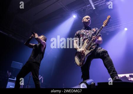 Simple Plan si esibisce al Sant Jordi Club, Barcellona, 22 gennaio 2024. Fotografo: ALE Espaliat Foto Stock