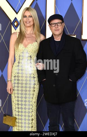 Claudia Schiffer mit Ehemann Matthew Vaughn bei der Weltpremiere des Kinofilms Argylle im Odeon Leicester Square. Londra, 24.01.2024 *** Claudia Schiffer con il marito Matthew Vaughn alla prima mondiale del film Argylle all'Odeon Leicester Square Londra, 24 01 2024 foto:XS.xVasx/xFuturexImagex argylle 4157 Foto Stock