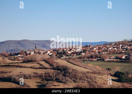 Piccoli villaggi nella regione dell'Alvernia, Francia Foto Stock