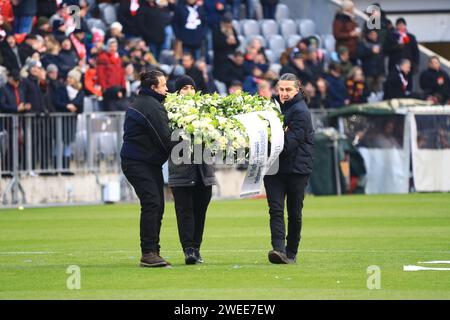 Tausende haben in der Allianz Arena Abschied von der Fussball-legende Franz Beckenbauer genommen.Beckenbauer War AM 7. Januar im Alter von 78 Jahren g Foto Stock