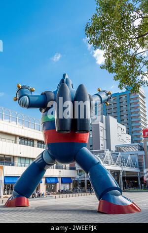 Tetsujin 28-Go Statue (Gigantor) Wakamatsu Park Foto Stock