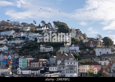 Kingswear, Devon, Regno Unito - 14 gennaio. Vista sul fiume Dart fino a Kingswear, Devon, il 14 gennaio 2024 Foto Stock