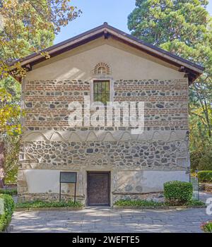 Sofia, Bulgaria - 16 ottobre 2023: Edificio della chiesa di Boyana monumento storico, sito patrimonio dell'umanità dell'UNESCO. Foto Stock