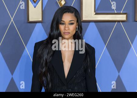 Londra, Regno Unito. 24 gennaio 2024. Ariana Debose partecipa alla prima mondiale di "Argylle" al cinema Odeon Luxe in Leicester Square. Credito: Wiktor Szymanowicz/Alamy Live News Foto Stock