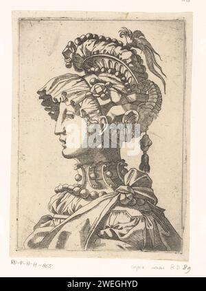 Donna con maschera e copertura testa fantasia, anonima, dopo Léonard Thiry, dopo Rosso Fiorentino, c. 1535 - c. 1598 carta stampata incisione costume fantasia. maschera. testa-ingranaggio. le arti del palcoscenico: balletto, teatro, dramma musicale, film Foto Stock