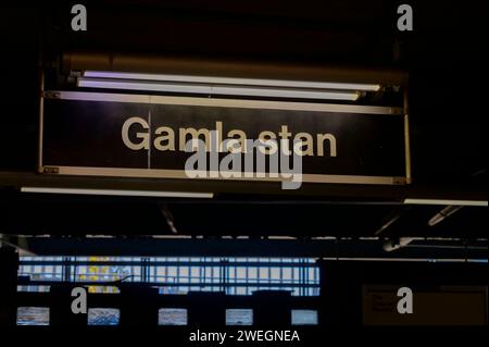 Segui le indicazioni per la stazione della metropolitana di Stoccolma Gama stan Foto Stock