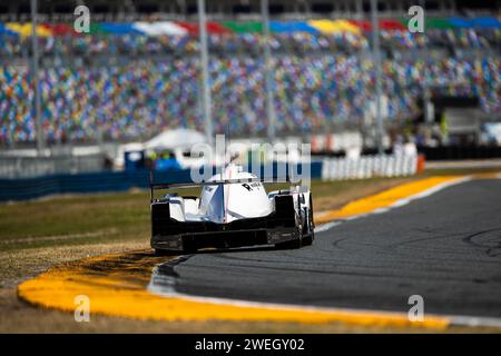 Daytona Beach, Etats Unis. 25 gennaio 2024. DragonSpeed, ORECA LMP2 07, azione durante il Rolex 24 a Daytona, 1° round dell'IMSA WeatherTech Sportscar Championship 2024, dal 23 al 28 gennaio 2024 sul Daytona International Speedway a Daytona Beach, Florida, Stati Uniti d'America - foto Javier Jimenez/DPPI Credit: DPPI Media/Alamy Live News Foto Stock