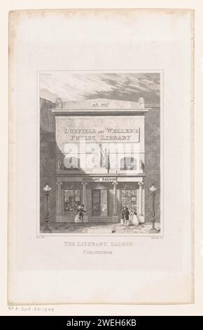 Gevel van Duffield and Weller's Public Library te Cheltenham, Henry Hobson, dopo Jay, 1826 stampano sulla facciata il nome della biblioteca, la data di fondazione (1822) e un'immagine di Minerva. Ci sono due vetrine con libri e stampe su entrambi i lati della porta. In primo piano due lampioni. facciata con incisione di carta (di abitazioni o edifici). Biblioteca pubblica Cheltenham Foto Stock