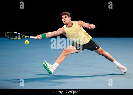 Melbourne, Australia, 24 gennaio 2024. Il tennista spagnolo Carlos Alcaraz all'Australian Open Tennis Grand Slam 2024 a Melbourne Park. Crediti fotografici: Frank Molter/Alamy Live news Foto Stock