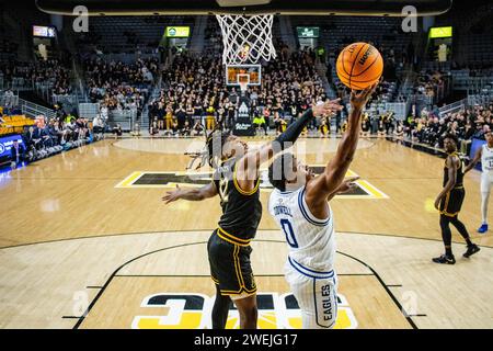 Boone, NC, USA. 25 gennaio 2024. Partita di pallacanestro NCAA presso l'Holmes Center di Boone, North Carolina. (Scott Kinser/CSM) (immagine di credito: © Scott Kinser/Cal Sport Media). Credito: csm/Alamy Live News Foto Stock