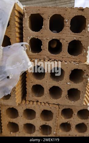 Dettaglio di mattoni di fango cotti per l'edilizia, l'architettura Foto Stock