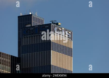 L'iconica torre CIS di Manchester, Regno Unito. Fotografato in una splendida serata autunnale Foto Stock