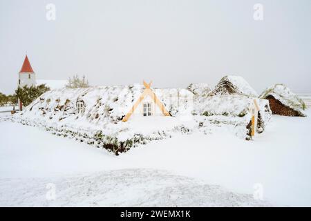 Case di erba, fattoria di torba o museo di torba Glaumbaer o Glaumbaer in inverno, Skagafjoerour, Norourland vestra, Islanda Foto Stock