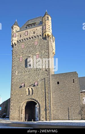 Porta superiore storica, porta della città, torre di difesa, Mayen, Vulkaneifel, Eifel, Renania-Palatinato, Germania Foto Stock