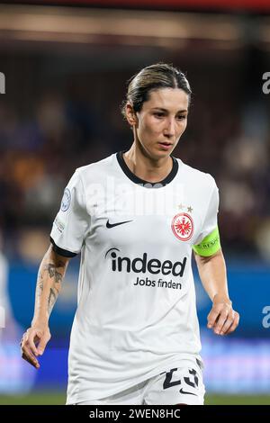 Barcellona, Spagna. 25 gennaio 2024. Sara Doorsoun (23) dell'Eintracht Frankfurt, vista durante la partita di UEFA Women's Champions League tra FC Barcelona e Eintracht Frankfurt all'Estadi Johan Cruyff di Barcellona. (Foto: Gonzales Photo/Alamy Live News Foto Stock