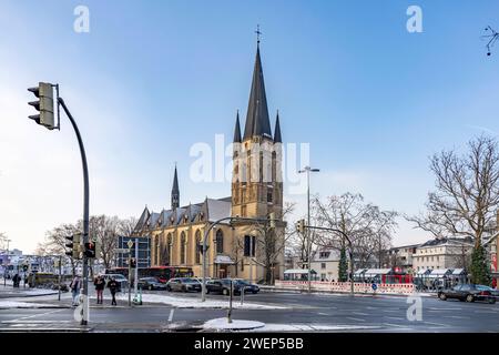 Herz-Jesu-Kirche Paderborn die Herz-Jesu-Kirche in Paderborn, Nordrhein-Westfalen, Deutschland, Europa Herz-Jesu-Kirche Chiesa del Sacro cuore di Foto Stock