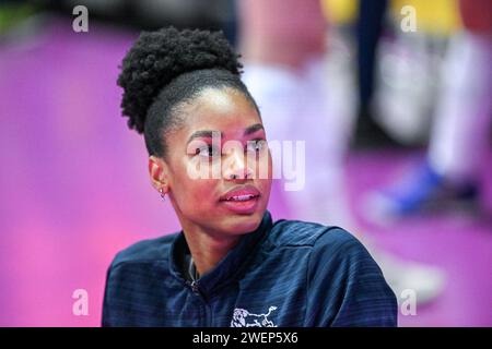 Treviso, Italia. 24 gennaio 2024. Aliana Montalvo ( Bisonte Firenze ) durante il Prosecco Doc Imoco Conegliano vs il Bisonte Firenze, partita di Coppa Italia femminile di pallavolo a Treviso, Italia, 24 gennaio 2024 crediti: Agenzia fotografica indipendente/Alamy Live News Foto Stock