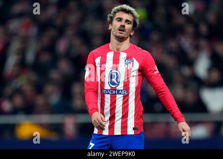 Madrid, Spagna. 25 gennaio 2024. Antoine Griezmann dell'Atletico de Madrid durante la partita della Copa del Rey, il turno 8 tra l'Atletico de Madrid e il Siviglia FC ha giocato allo Stadio Civitas Metropolitano il 25 gennaio 2024 a Madrid, in Spagna. (Foto di Cesar Cebolla/PRESSINPHOTO) crediti: PRESSINPHOTO SPORTS AGENCY/Alamy Live News Foto Stock