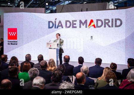 FITUR 2024: Giornata di festa di Madrid dia de Madrid Jose Luis Martinez Almeida, sindaco di Madrid, visto parlare durante la cerimonia del giorno di celebrazione di Madrid dia de Madrid alla fiera mondiale del turismo FITUR presso gli spazi espositivi IFEMA di Madrid, in Spagna. Madrid IFEMA Madrid Spagna Copyright: XAlbertoxGardinx 1039560734esimo Foto Stock