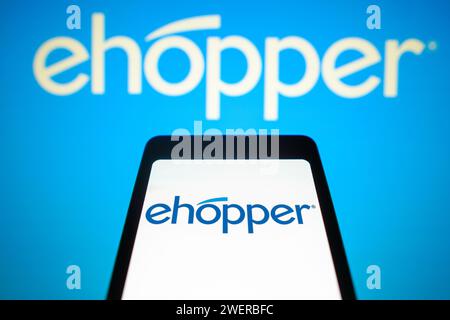 Brasile. 26 gennaio 2024. In questa immagine, il logo eHopper viene visualizzato sullo schermo dello smartphone e sullo sfondo. (Immagine di credito: © Rafael Henrique/SOPA Images via ZUMA Press Wire) SOLO USO EDITORIALE! Non per USO commerciale! Foto Stock