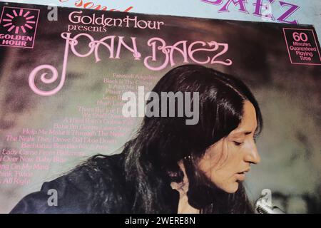 Viersen, Germania - 9 maggio. 2023: Closeup della cantante folk americana Joan Baez copertina dell'album Foto Stock