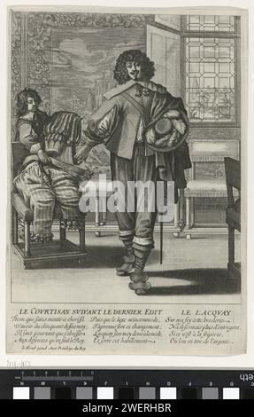 Cortigiano francese che segue l'editto del 1633, 1612 - 1676 stampa Un cortigiano, con un cappello in mano, è in partenza. Dà al lakei dietro di lui il permesso di vendere i suoi vestiti di lusso a un negozio di seconda mano (pantaloni e wambuis ricamati). Egli stesso indossa un Wambuis senza ricami e un semplice pantalone al ginocchio, in modo da soddisfare il regolamento dell'Editto del 1633, che prescriveva un abbigliamento sobrio. Nella sua mano un cappello con pennacchi. incisione della carta Foto Stock