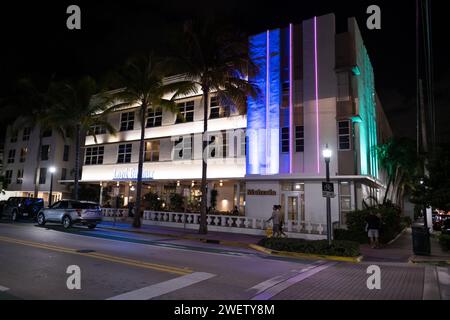 Miami, Stati Uniti. 27 ottobre 2023. South Beach Ocean Drive. Foto Stock