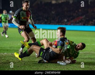 Leicester Tigers Dan Kelly affronta Harlequins Andre Esterhuizen durante gli Harlequins vs Leicester Tigers, The Stoop, Twickenham, Londra Regno Unito il 26 gennaio 2024. Foto di Gary Mitchell Credit: Gary Mitchell, GMP Media/Alamy Live News Foto Stock